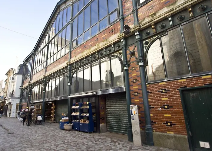 T2 Proche Avec Loggia Et Un Animal Admis - Fr-1-92-649 Apartmán